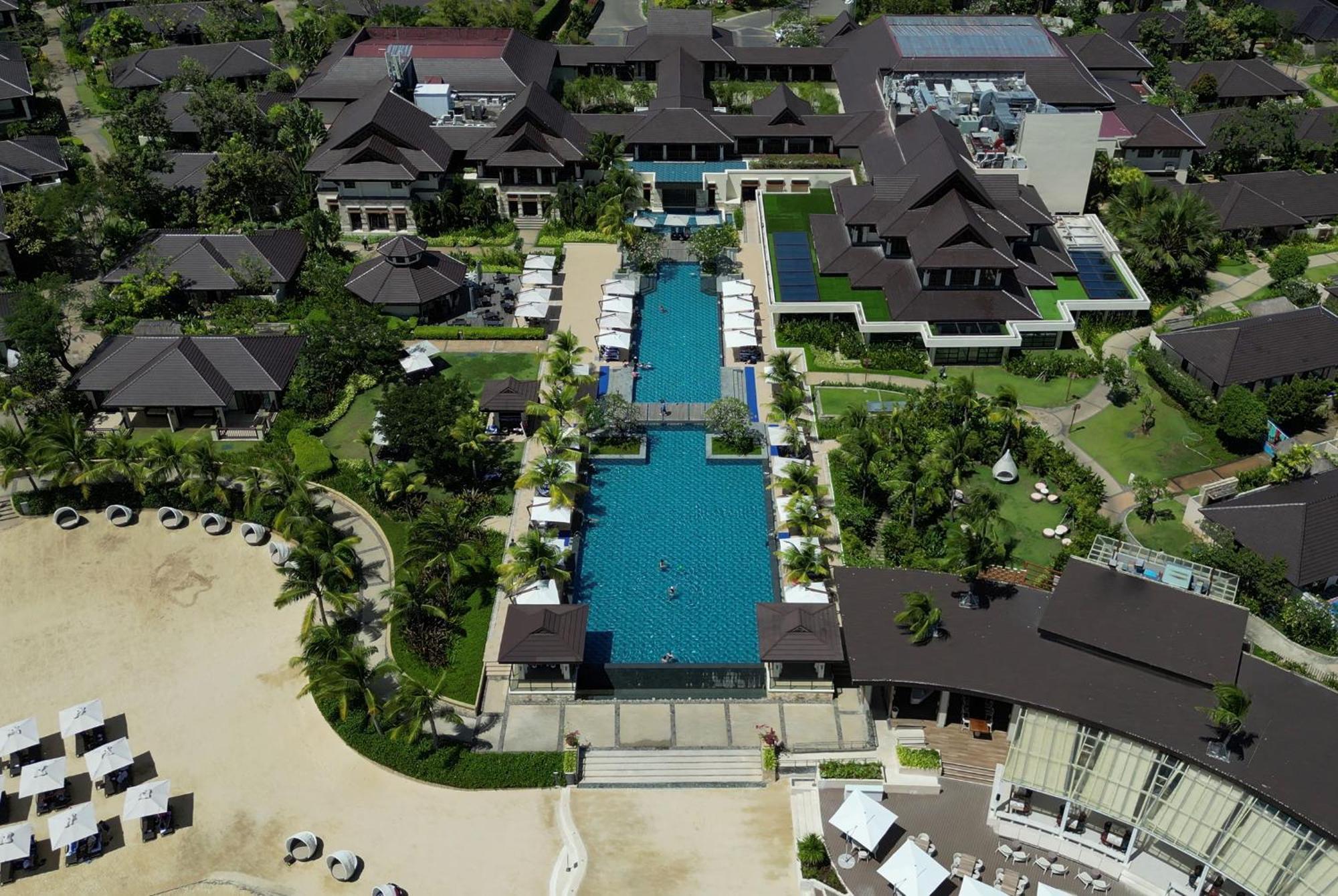 Crimson Resort And Spa - Mactan Island, Cebu Lapu-Lapu City Exterior photo