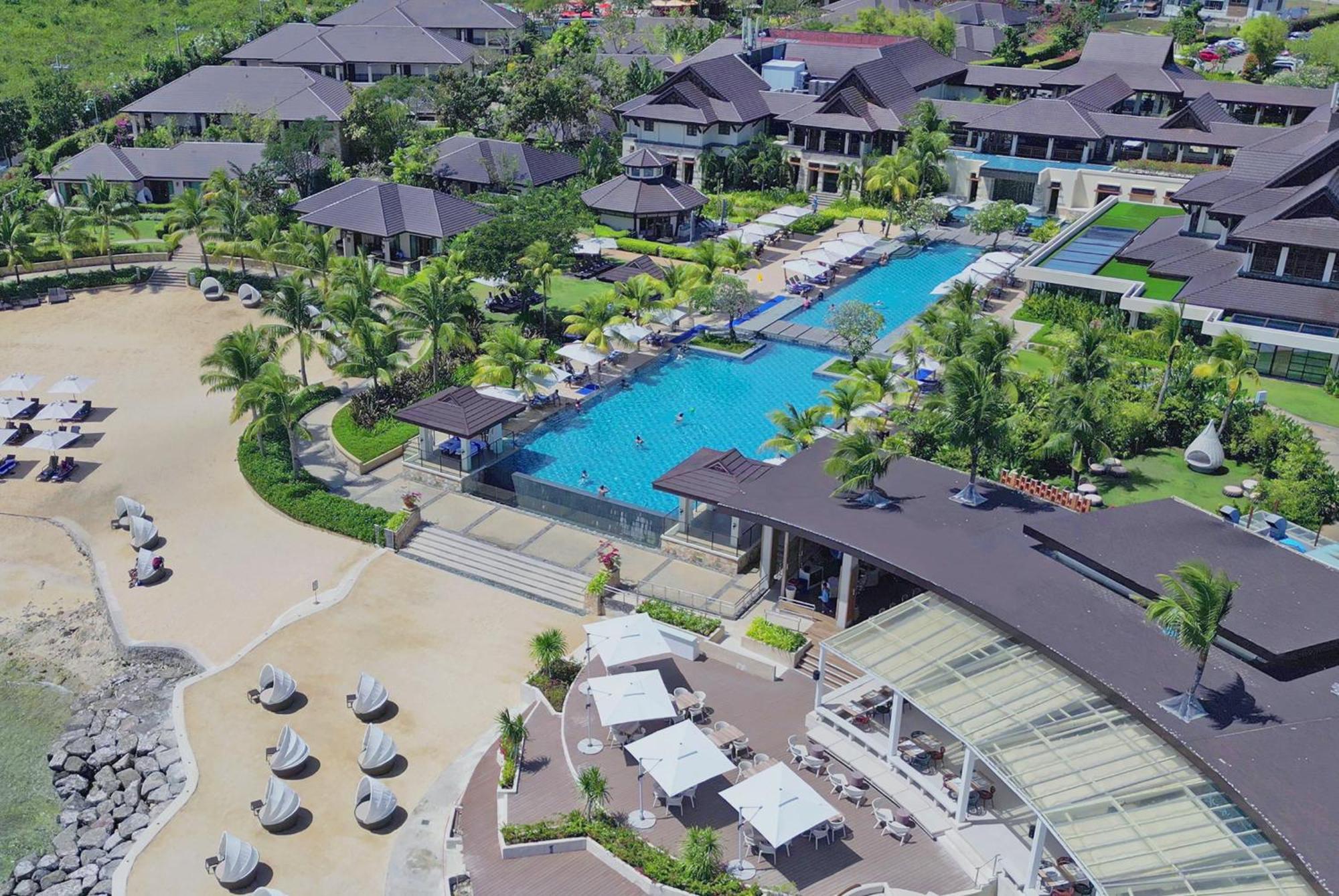 Crimson Resort And Spa - Mactan Island, Cebu Lapu-Lapu City Exterior photo